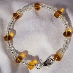 Honey and clear glass bracelet